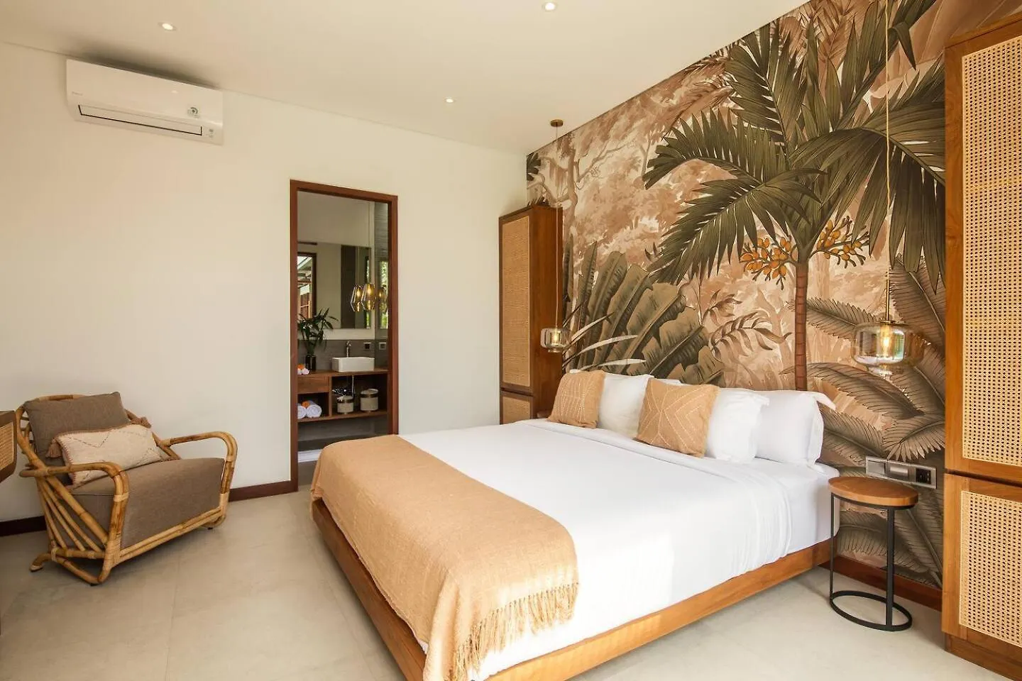 Luxury 5Bd Villa 5 Min From Berawa Beach